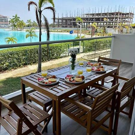 Jacuzzi Privado Con Vista A La Laguna De Baía Kristal Apartamento *