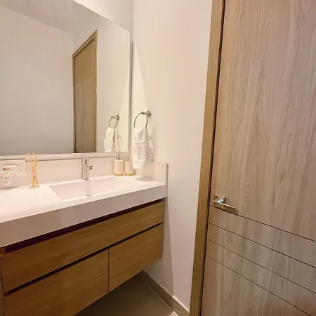 Jacuzzi Privado Con Vista A La Laguna De Baía Kristal Cartagena