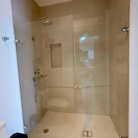 Jacuzzi Privado Con Vista A La Laguna De Baía Kristal Apartamento *