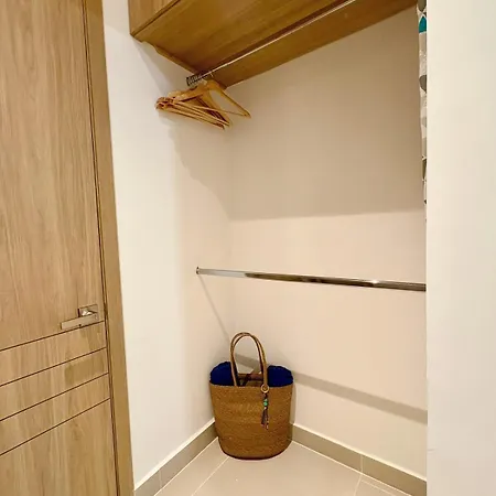 Jacuzzi Privado Con Vista A La Laguna De Baía Kristal Apartamento